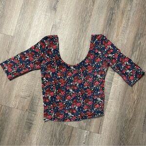 3/$25 Hollister Top